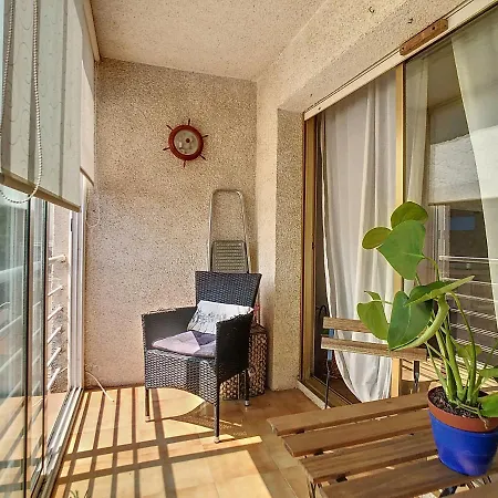 Apartment Metro